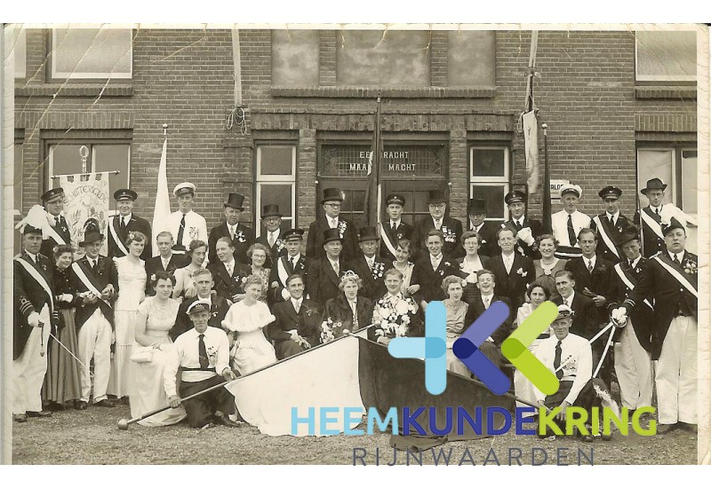 1952 Koning J.I.M. Scholten en Koningin E.W.D. Hetterscheidt Coll. H.Seising F00002814